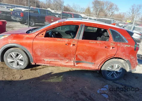 2022 Kia Niro Lxs Se z USA, uszkodzony, nr VIN KNDCB3LC5N5527671